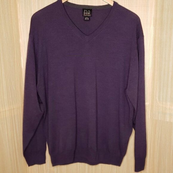 Jos. A. Bank Italian Merino Wool  V Neck Sweater - Picture 1 of 5